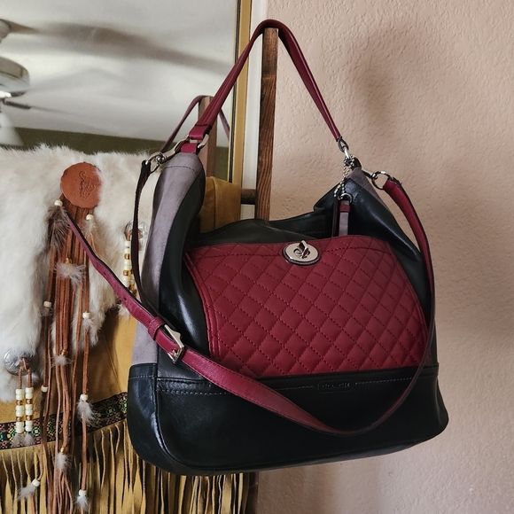 Coach Handbags - Coach Park Quilted Color Block Hobo CrossbodyProduct Code: 2829756